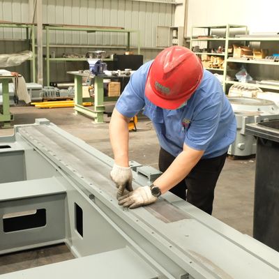 OUCO 650T Yellow Customized Standard Manufacturing Horizontal Hydraulic Servo Injection Molding Machine