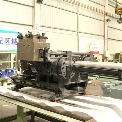 550T Injection Molding Machine With Center-Locking Structure For Manufacturing Fine Flower Pots.